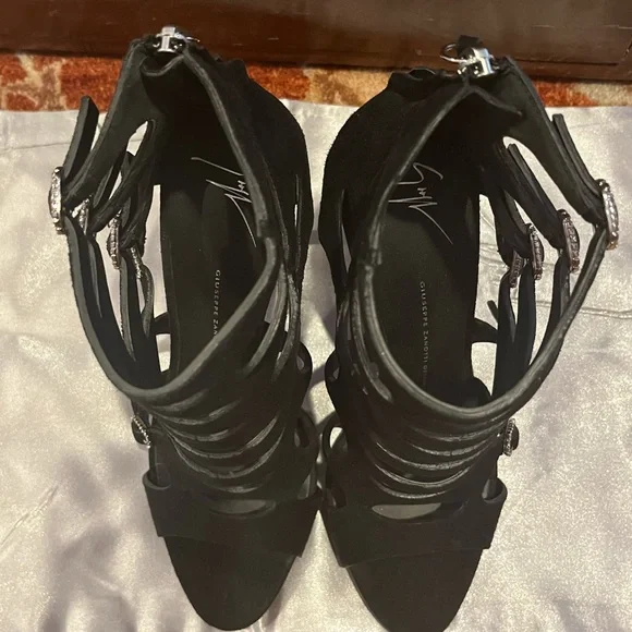 GIUSEPPE ZANOTTI SZ 41 CRYSTAL - Picture 8 of 11